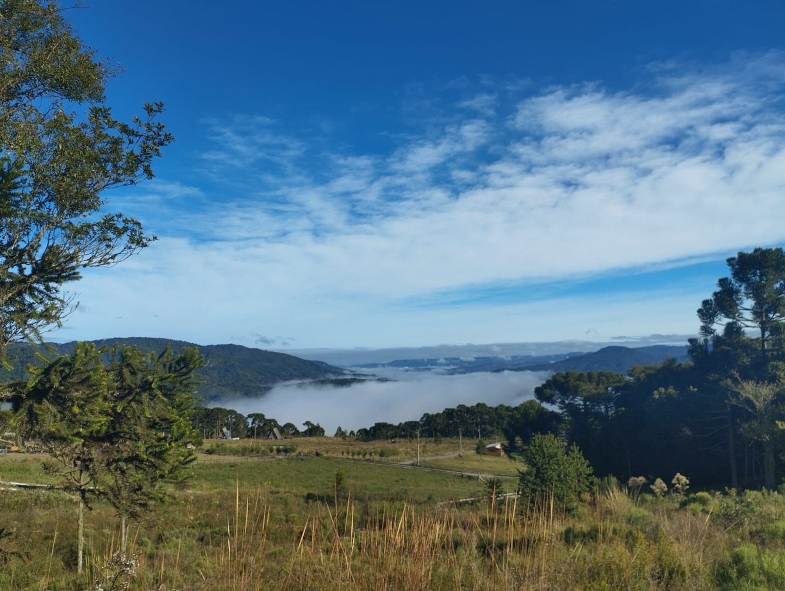 CASA CHALÉ - CLALÉ A VENDA - SANTA CATARINA (1)