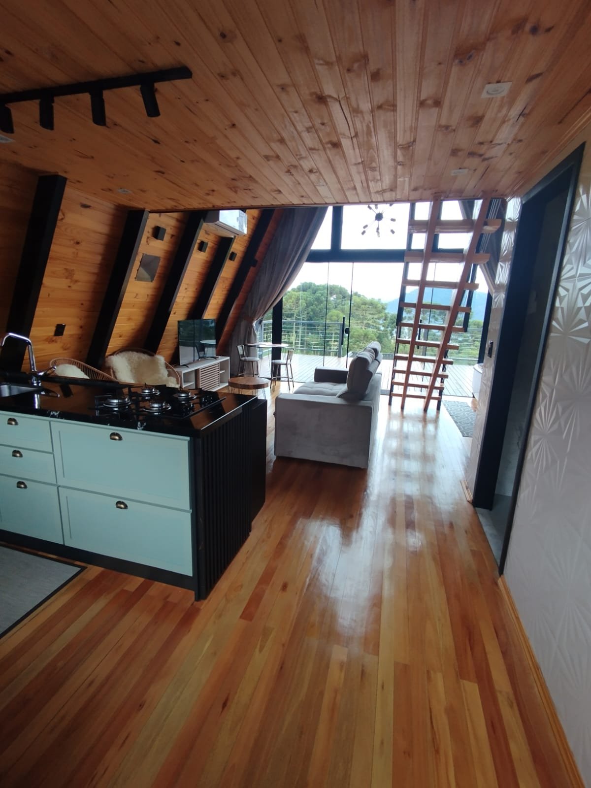 CASA CHALÉ - CLALÉ A VENDA - SANTA CATARINA (14)