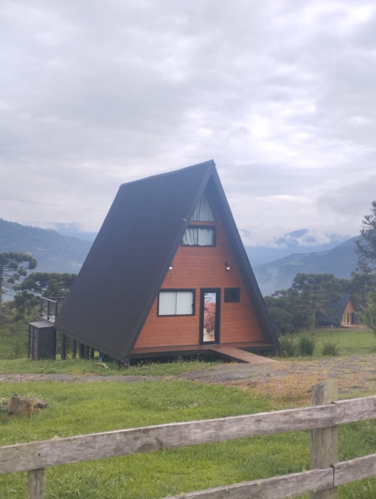CASA CHALÉ - CLALÉ A VENDA - SANTA CATARINA (8)